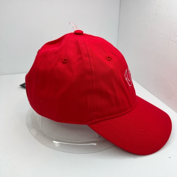 TRUE RELIGION CAP/HAT, RED HORSESHOE LOGO EMBROIDERED IN SILVER, ADJ. STRAP - Picture 4 of 8